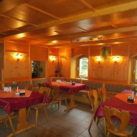 Zur Linde بيت ضيافة Markersbach